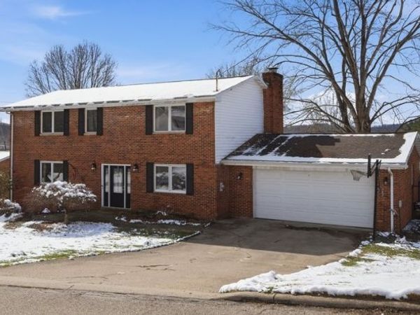 100 Rauch Drive , Marietta, OH 45750