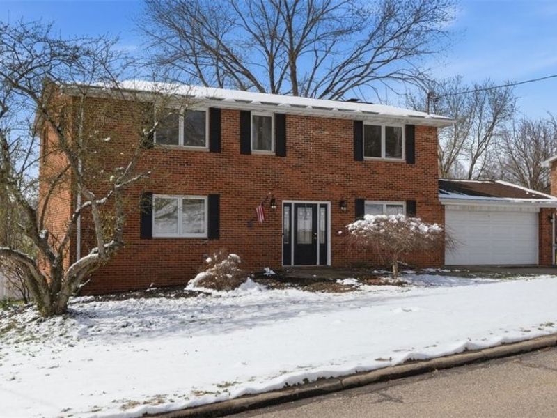 100 Rauch Drive, Marietta, OH 45750 Photo 2