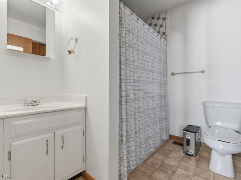 100 Rauch Drive, Marietta, OH 45750 Photo 21