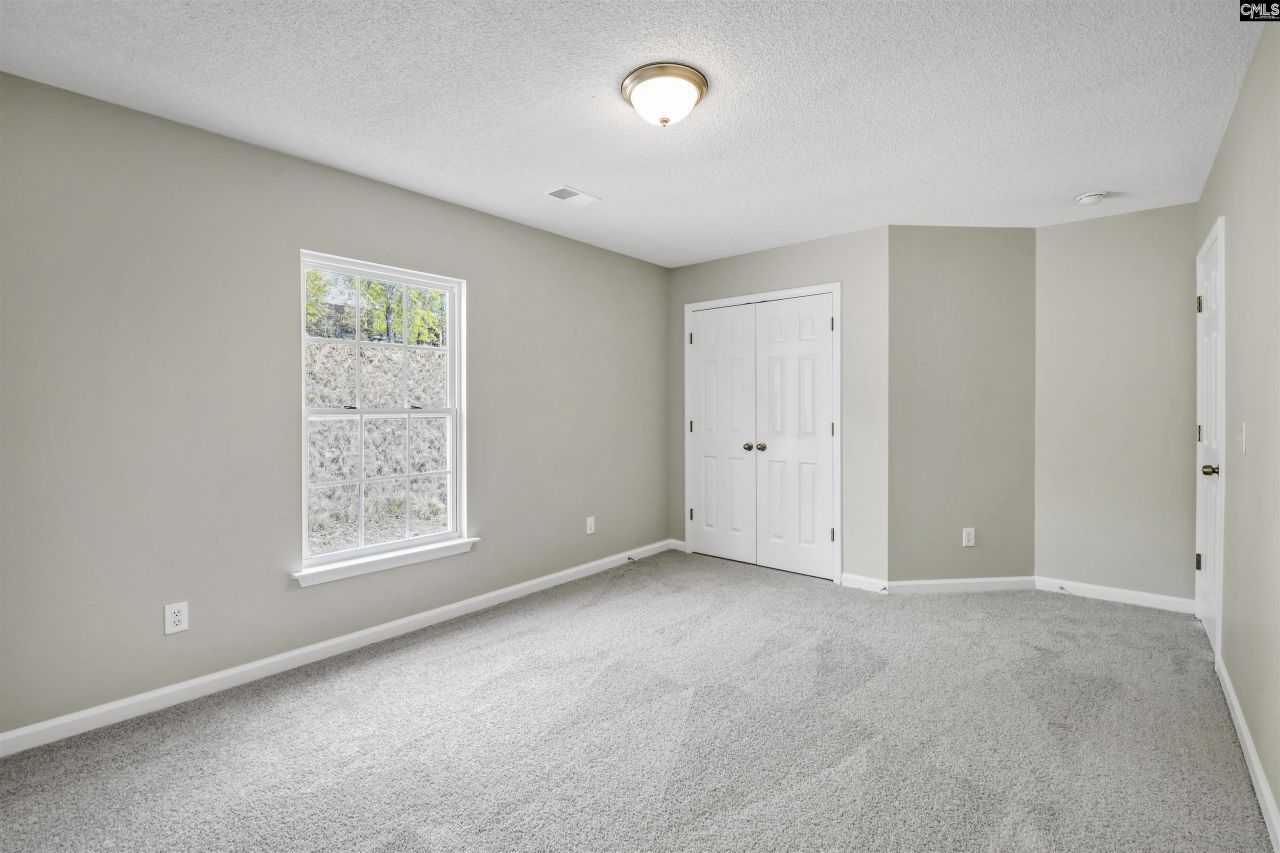 112 Wesley Court Photo 23