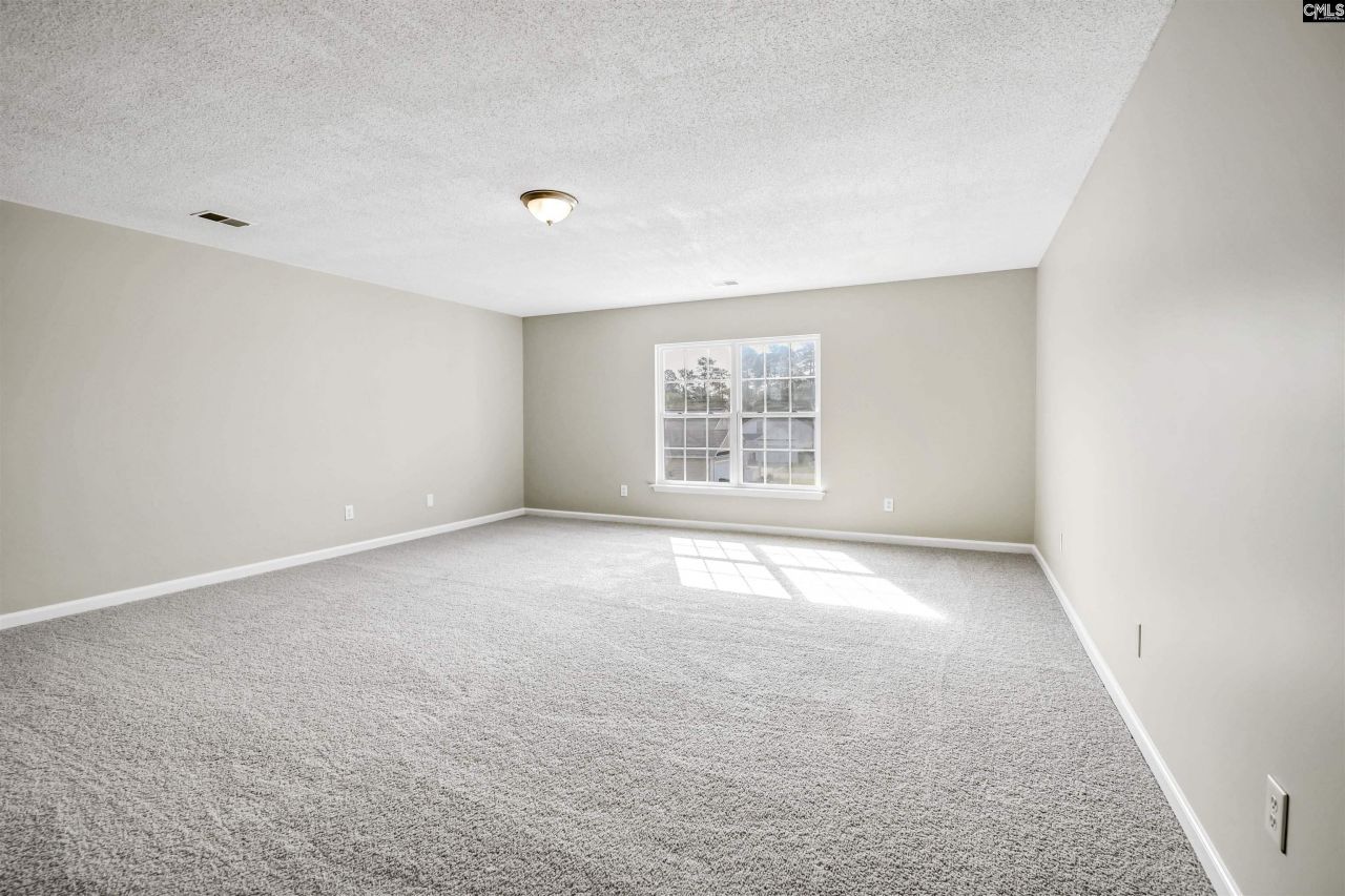 112 Wesley Court Photo 28