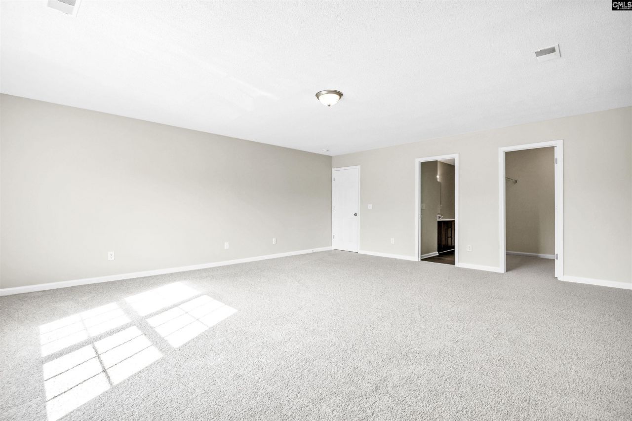 112 Wesley Court Photo 29