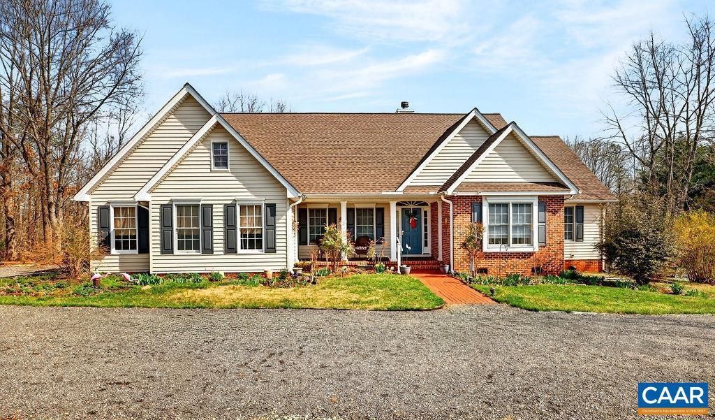 241 Truslows Ln, Nellysford, VA 22958 Main Photo