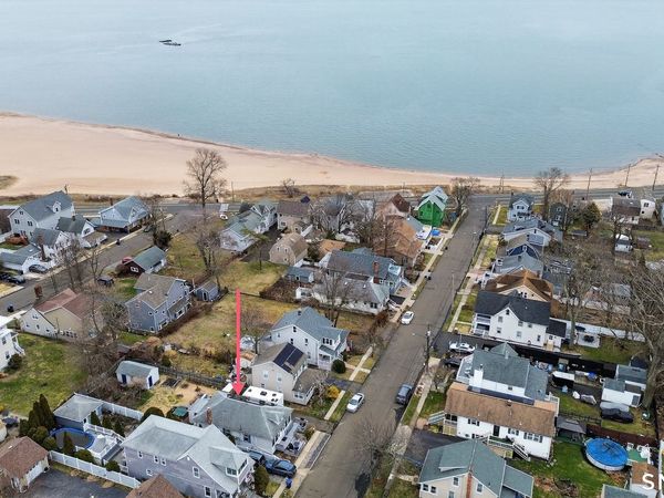 41 Grove , West Haven, CT 06516