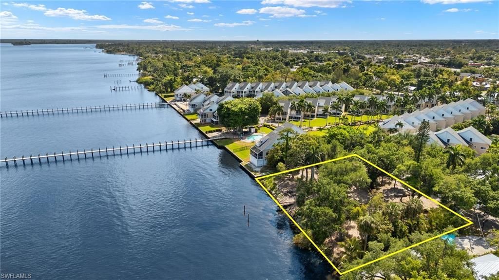 3541-3543 E Riverside Dr , Fort Myers, FL 33916 Photo