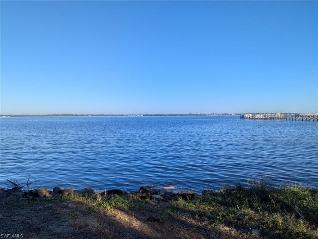 3541-3543 E Riverside Dr , Fort Myers, FL 33916 Photo