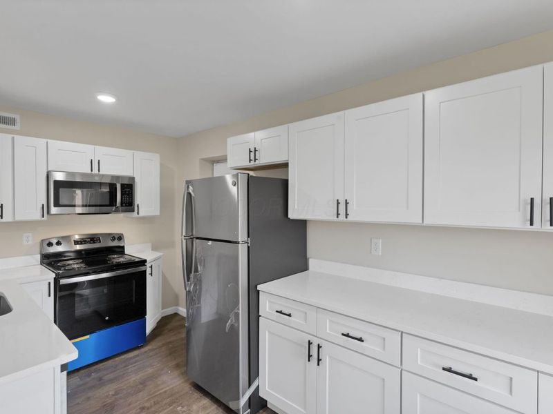 2080-2090 E 5th Avenue, Columbus, OH 43219 Photo 23