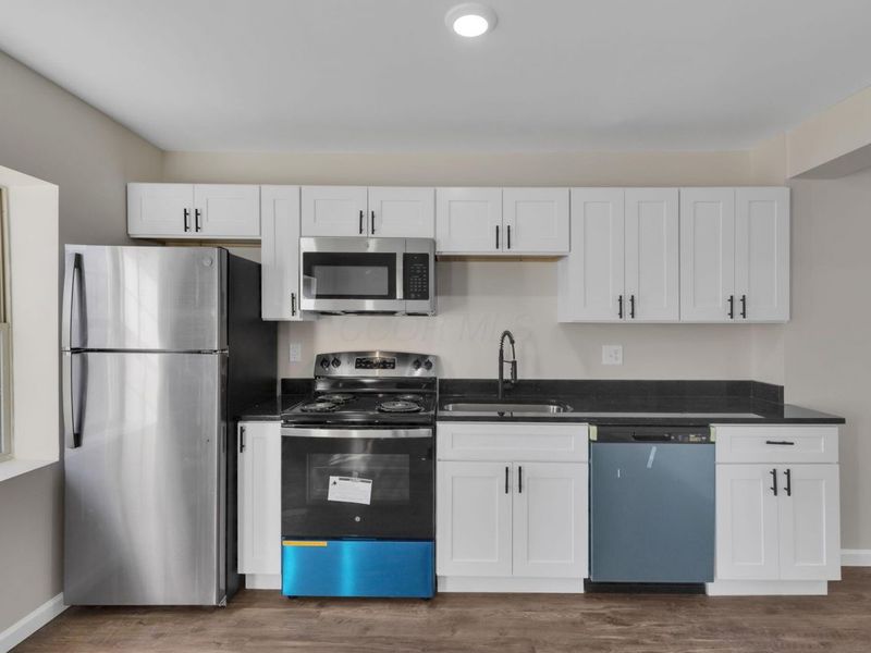 2080-2090 E 5th Avenue, Columbus, OH 43219 Photo 43