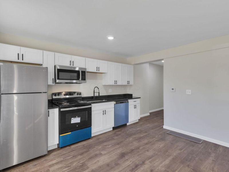 2080-2090 E 5th Avenue, Columbus, OH 43219 Photo 45