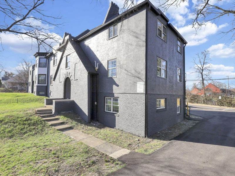 2080-2090 E 5th Avenue, Columbus, OH 43219 Photo 5