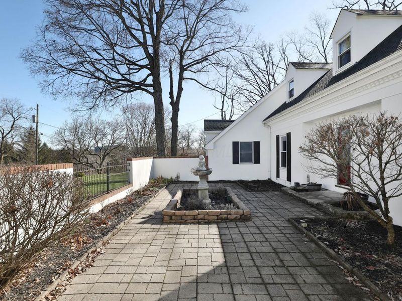 41 Indian Run Drive, Dublin, OH 43017 Photo 13