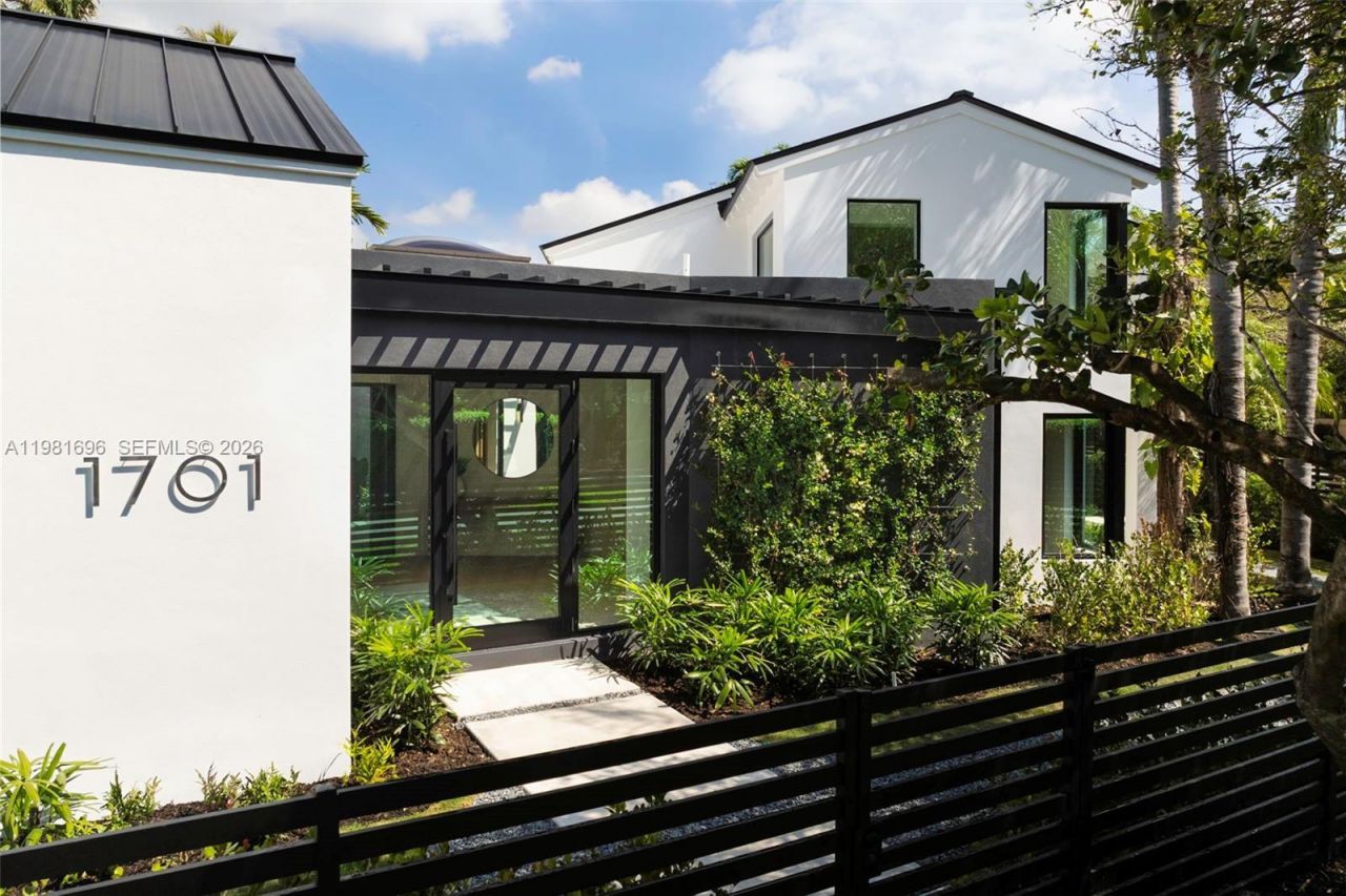 1701 Micanopy Ave, Coconut Grove, FL 33133 Photo