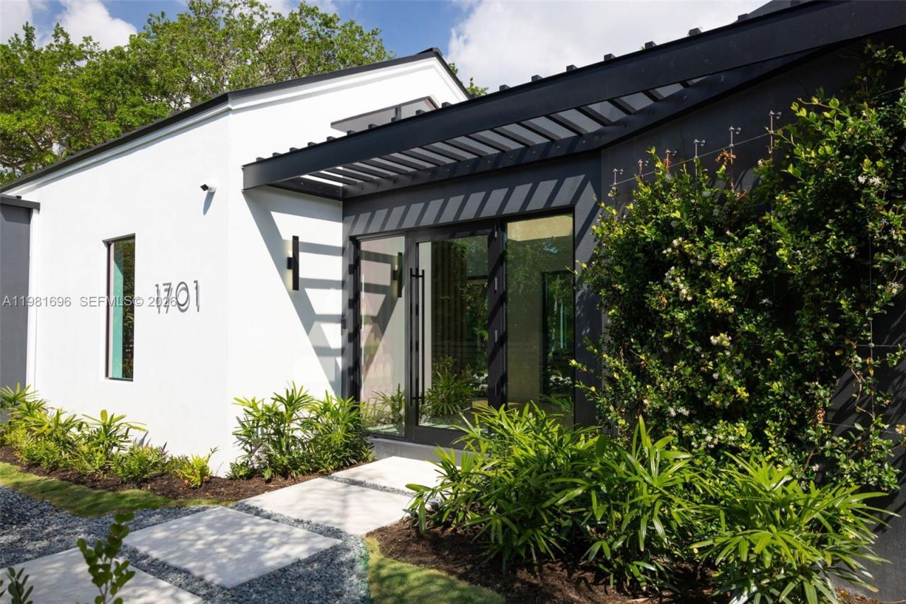 1701 Micanopy Ave, Coconut Grove, FL 33133 Photo