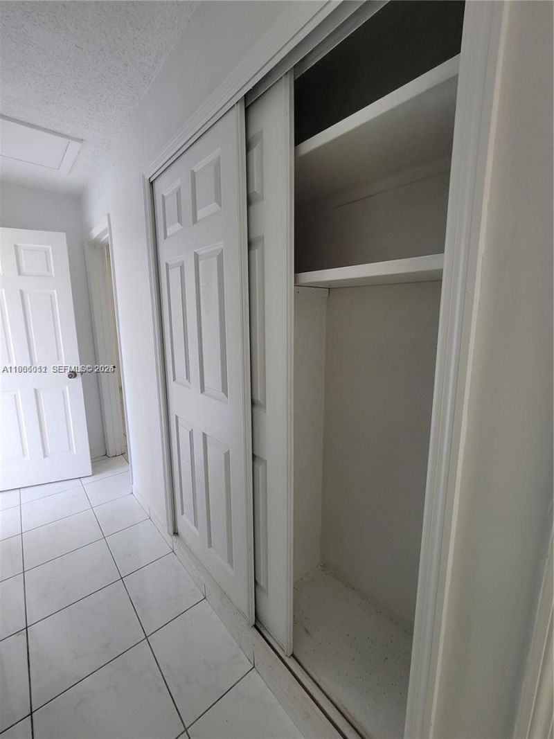 12305 SW 42nd St , Miami, FL 33175 Photo