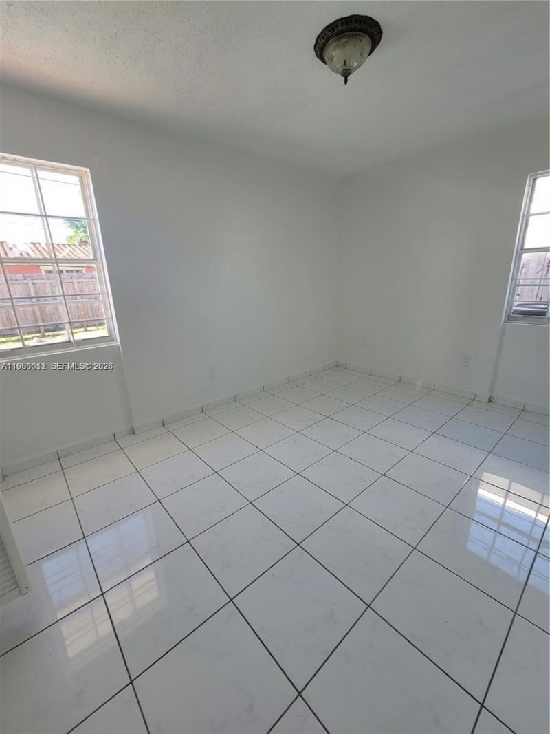 12305 SW 42nd St , Miami, FL 33175 Photo