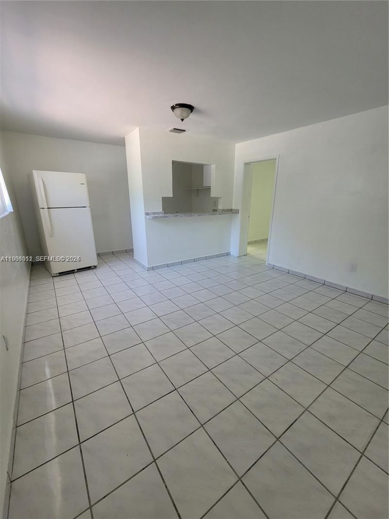 12305 SW 42nd St , Miami, FL 33175 Photo