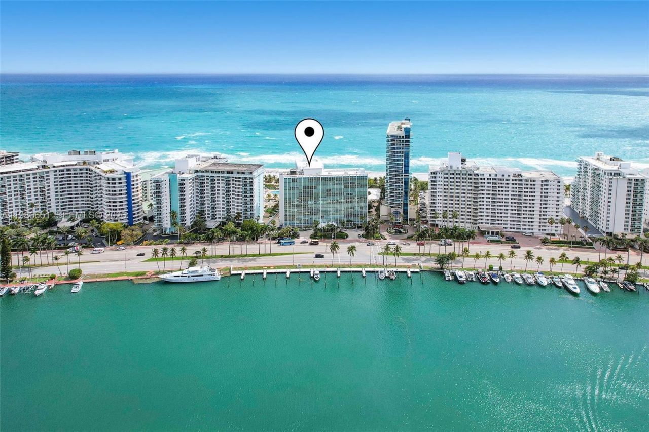 5055 Collins Ave , Unit 5M, Miami Beach, FL 33140 Photo