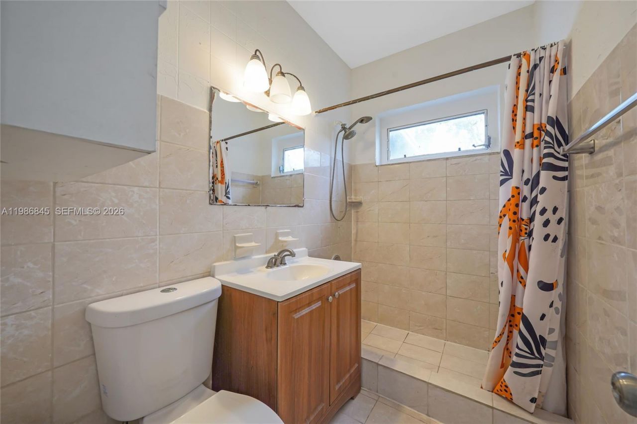 125 NW 121st St , North Miami, FL 33168 Photo