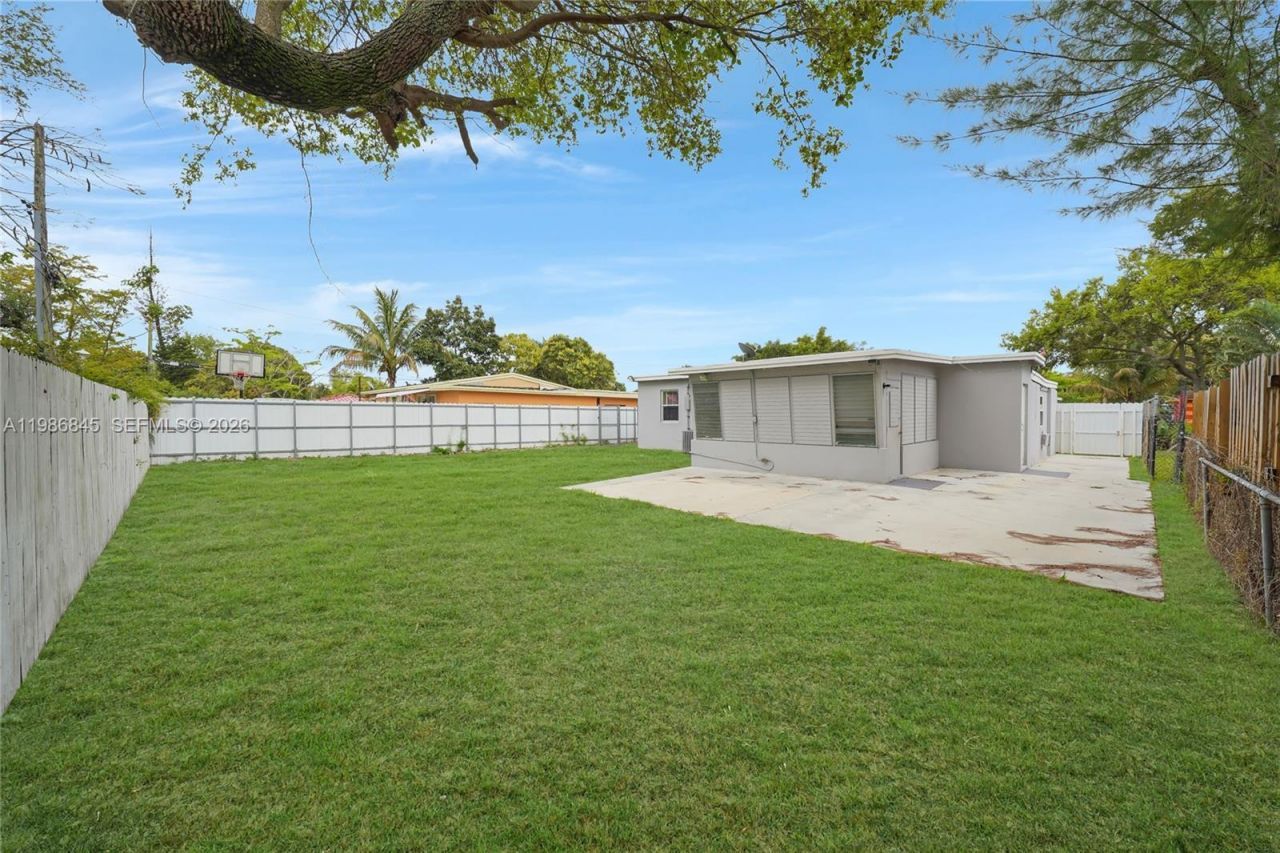 125 NW 121st St , North Miami, FL 33168 Photo