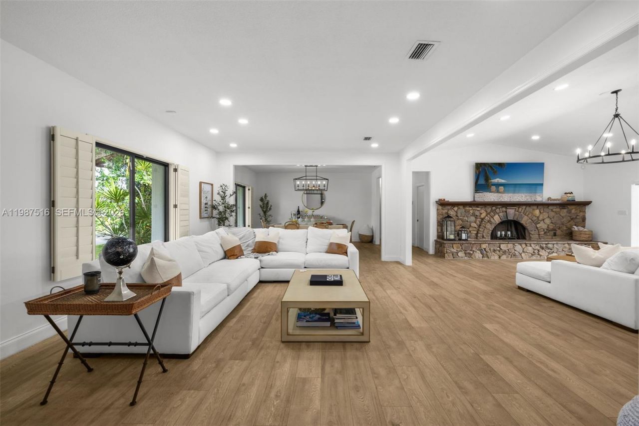 14615 SW 77th Ct , Palmetto Bay, FL 33158 Photo