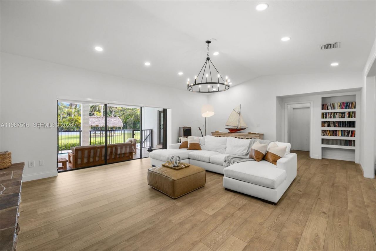 14615 SW 77th Ct , Palmetto Bay, FL 33158 Photo