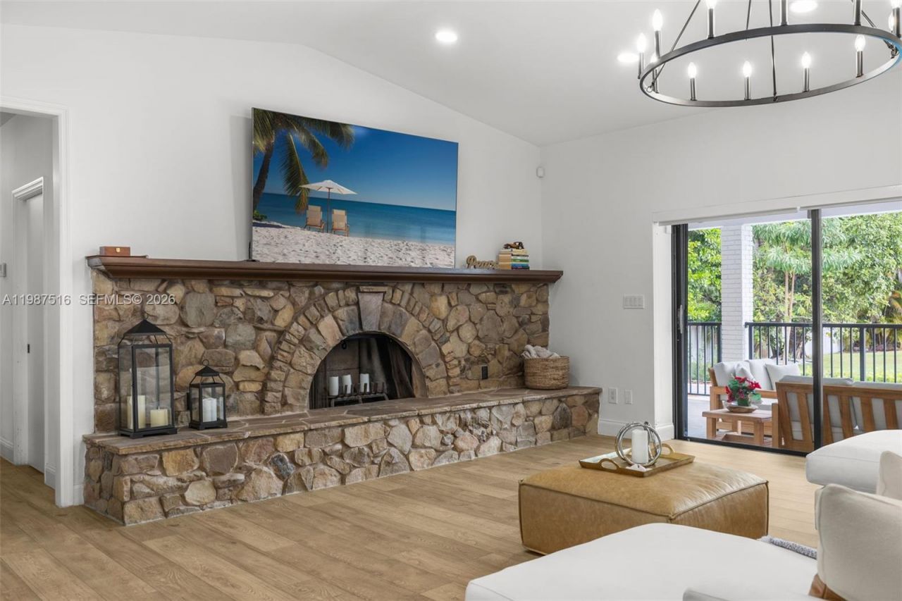 14615 SW 77th Ct , Palmetto Bay, FL 33158 Photo