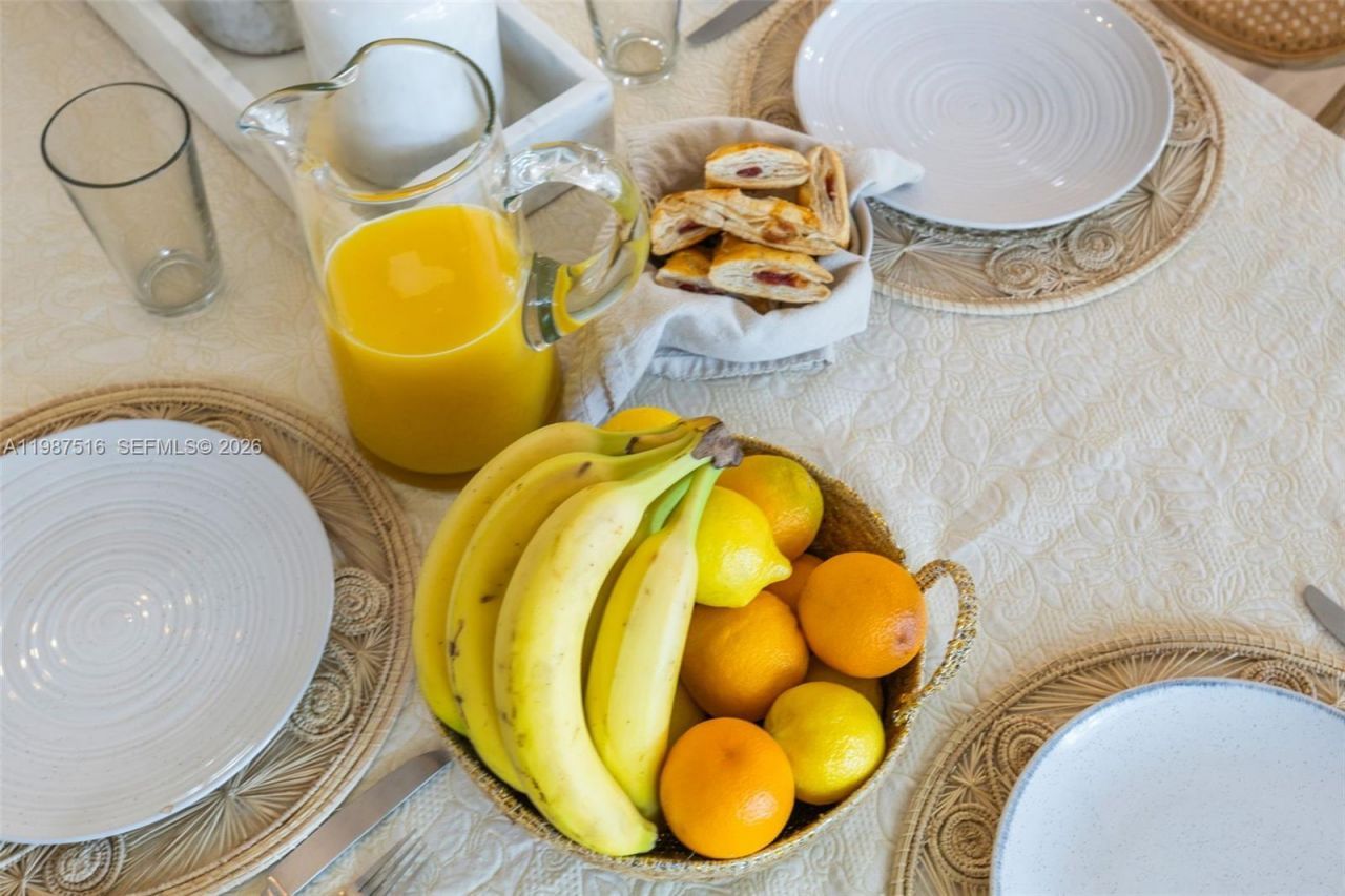 14615 SW 77th Ct , Palmetto Bay, FL 33158 Photo