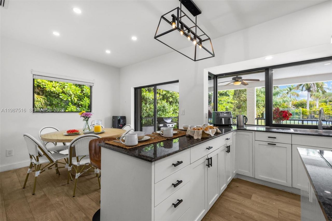 14615 SW 77th Ct , Palmetto Bay, FL 33158 Photo