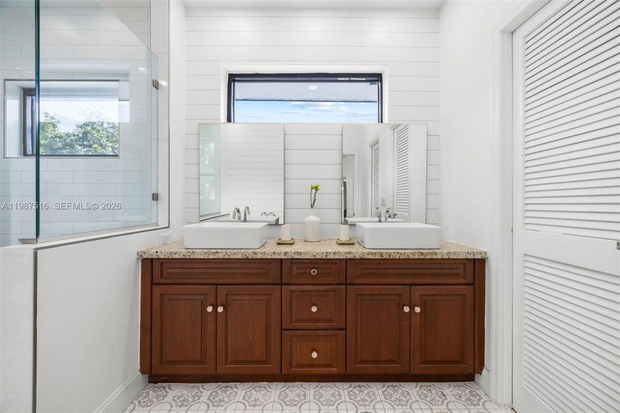 14615 SW 77th Ct , Palmetto Bay, FL 33158 Photo