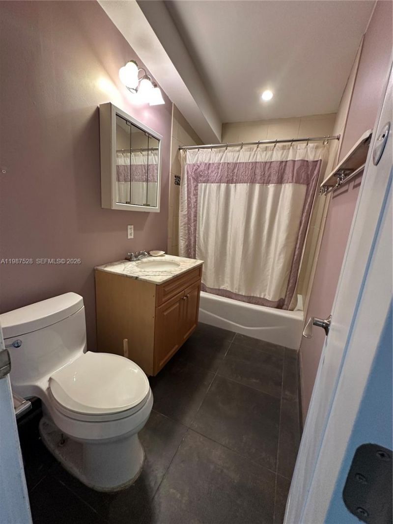 2490 Andros Ln, Fort Lauderdale, FL 33312 Photo