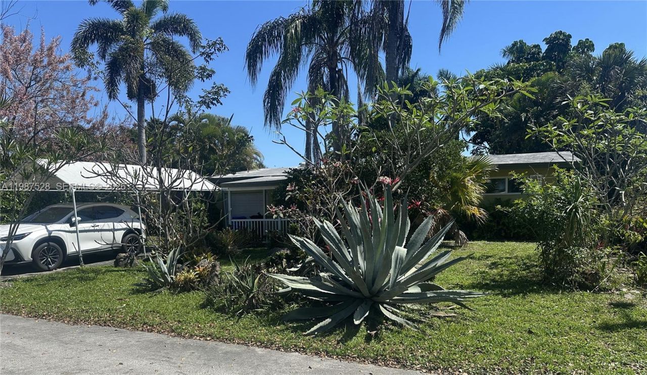 2490 Andros Ln, Fort Lauderdale, FL 33312 Photo