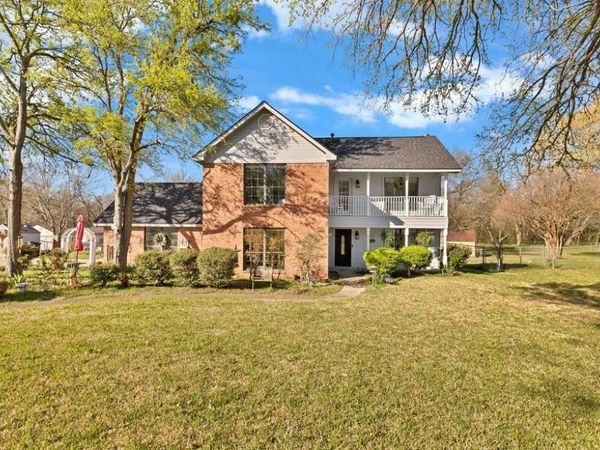 151 Buffalo Creek Drive, Crandall, TX 75114