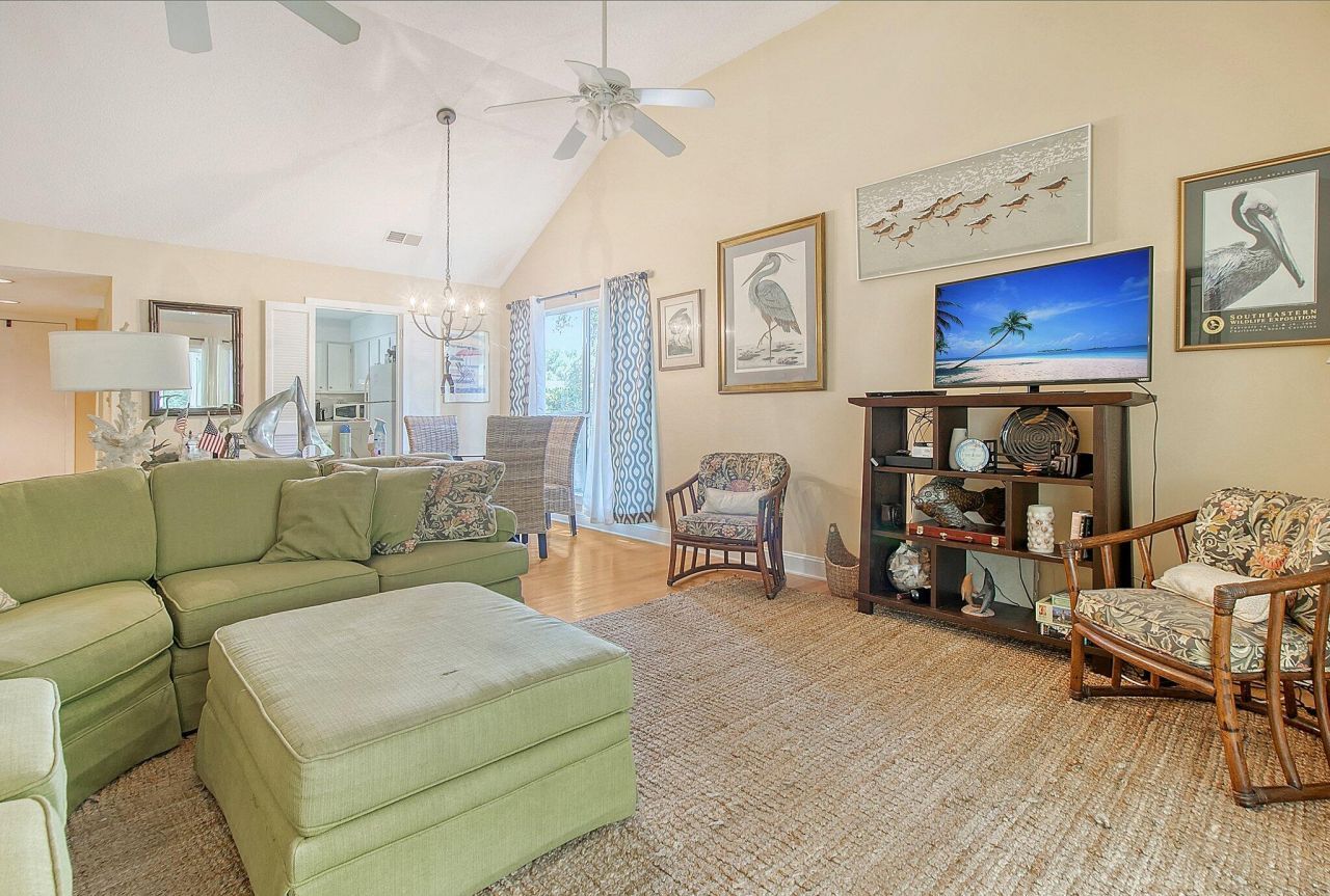 433 Double Eagle Trace Photo 8