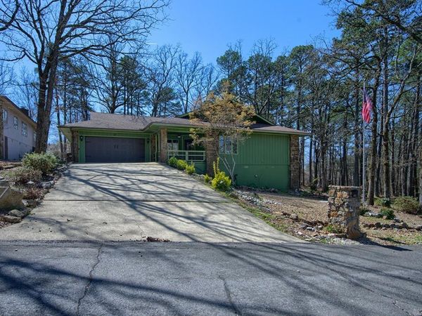 27 Murcia Way, Hot Springs Village, AR 71909