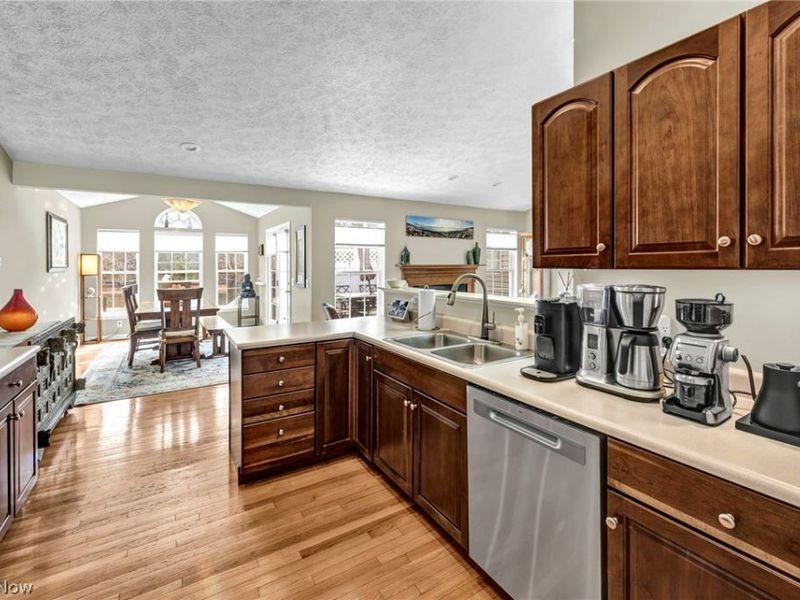 1920 Parkgate Avenue, Akron, OH 44320 Photo 17