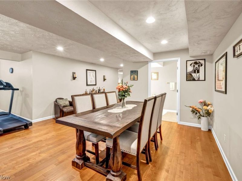 1920 Parkgate Avenue, Akron, OH 44320 Photo 32