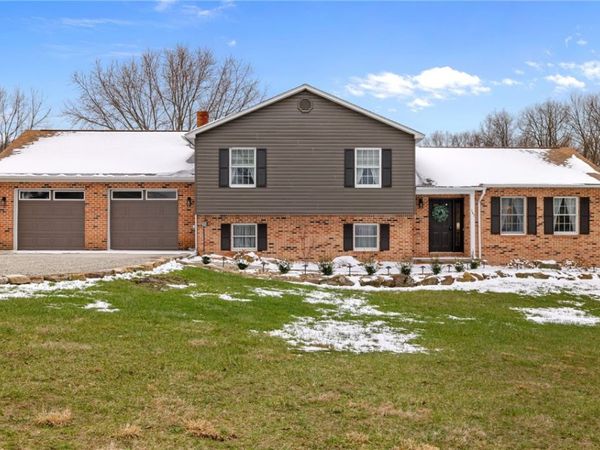 147 Fike Ln, Addison, PA 15411