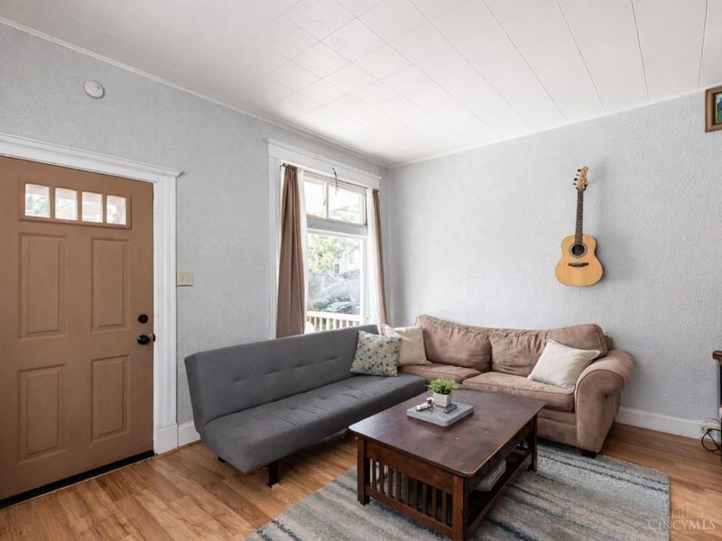 440 Warner Street, Cincinnati, OH 45219 Photo 2