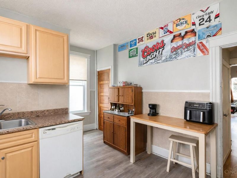 440 Warner Street, Cincinnati, OH 45219 Photo 3