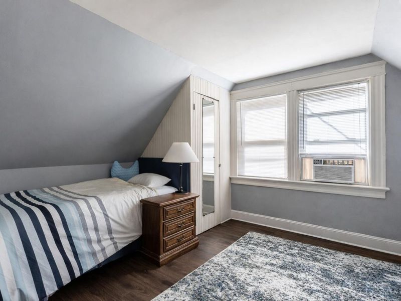 440 Warner Street, Cincinnati, OH 45219 Photo 6