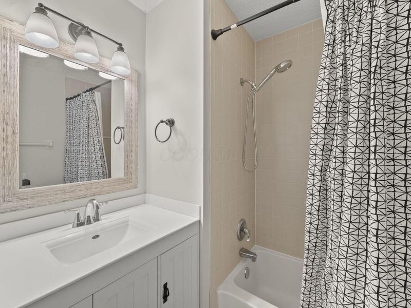 3921 Antrim Road, Columbus, OH 43221 Photo 27