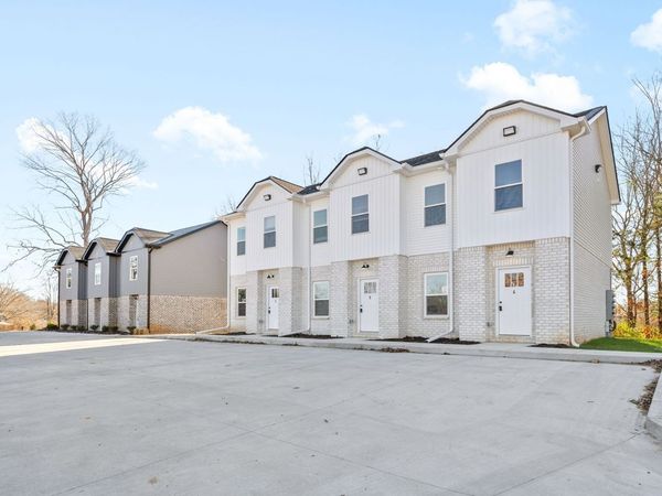 1660 Golf Club Ln , Unit B, Clarksville, TN 37043