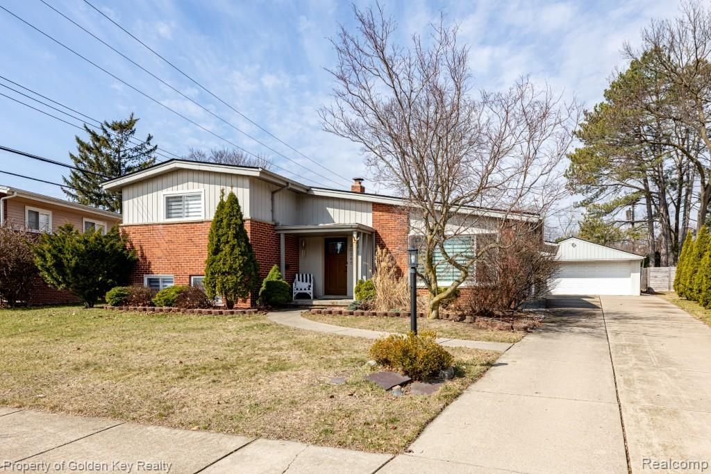 20345 Weyher Street, Livonia, MI 48152 Main Photo