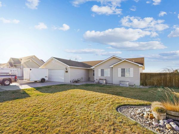 350 W 2nd, Hazelton, ID 83335