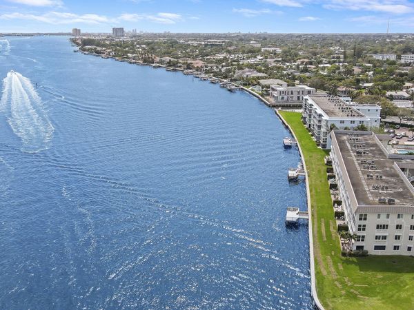 52 Yacht Club Drive, Unit 402, North Palm Beach, FL 33408