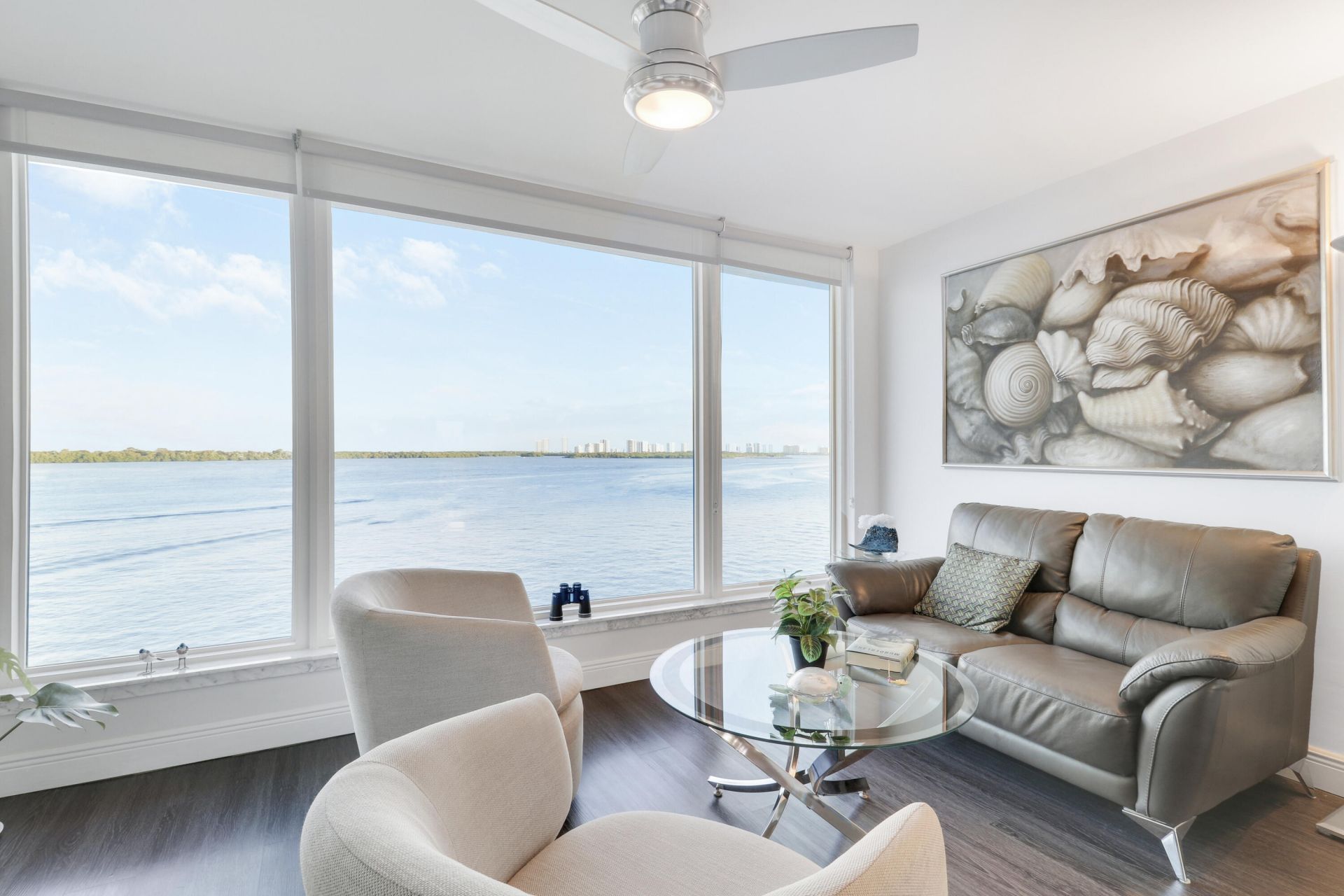 52 Yacht Club Drive, Unit 402, North Palm Beach, FL 33408 Photo