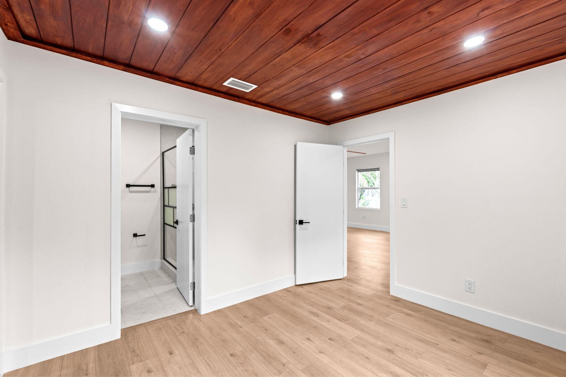 818 Briggs Street, West Palm Beach, FL 33405 Photo