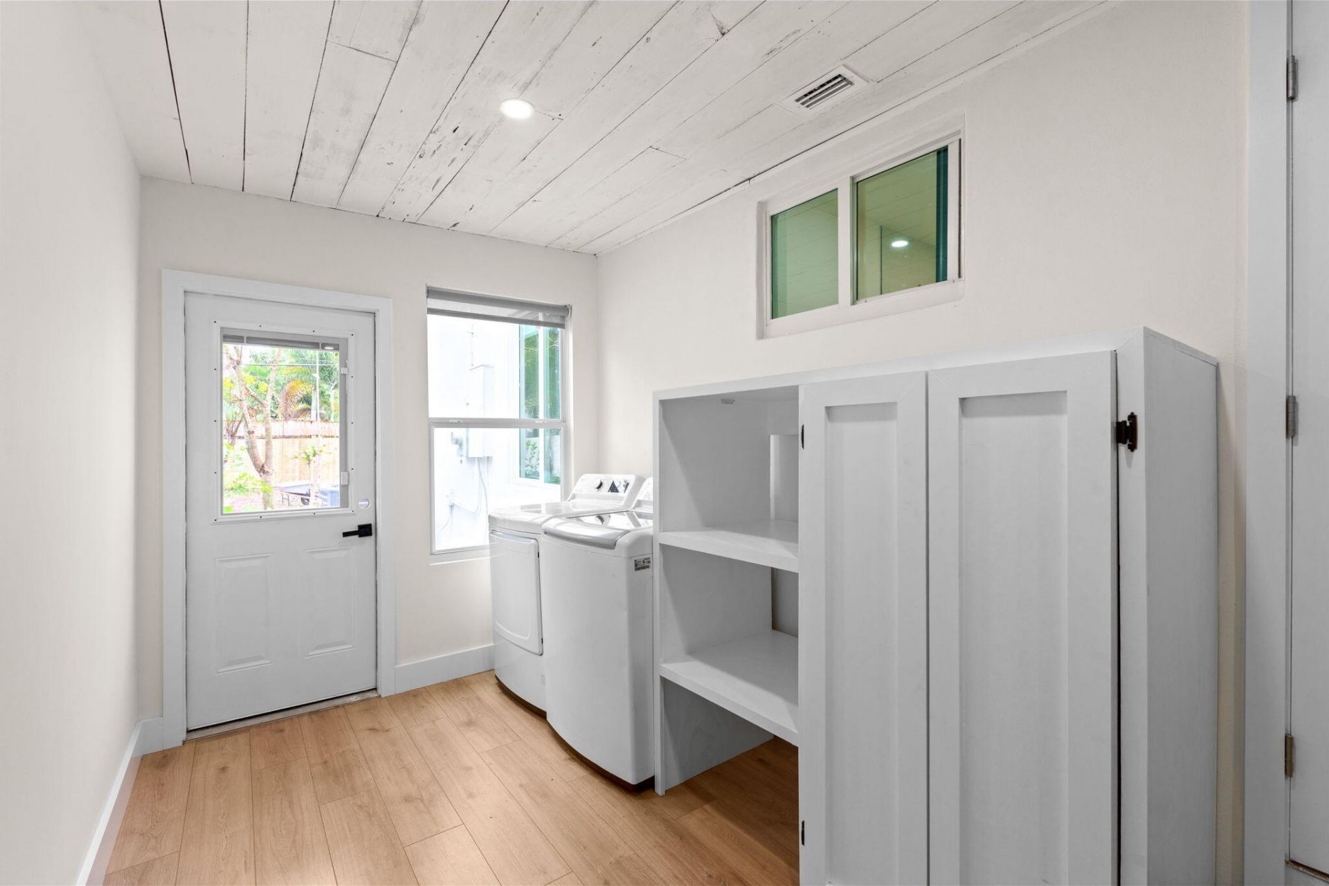 818 Briggs Street, West Palm Beach, FL 33405 Photo