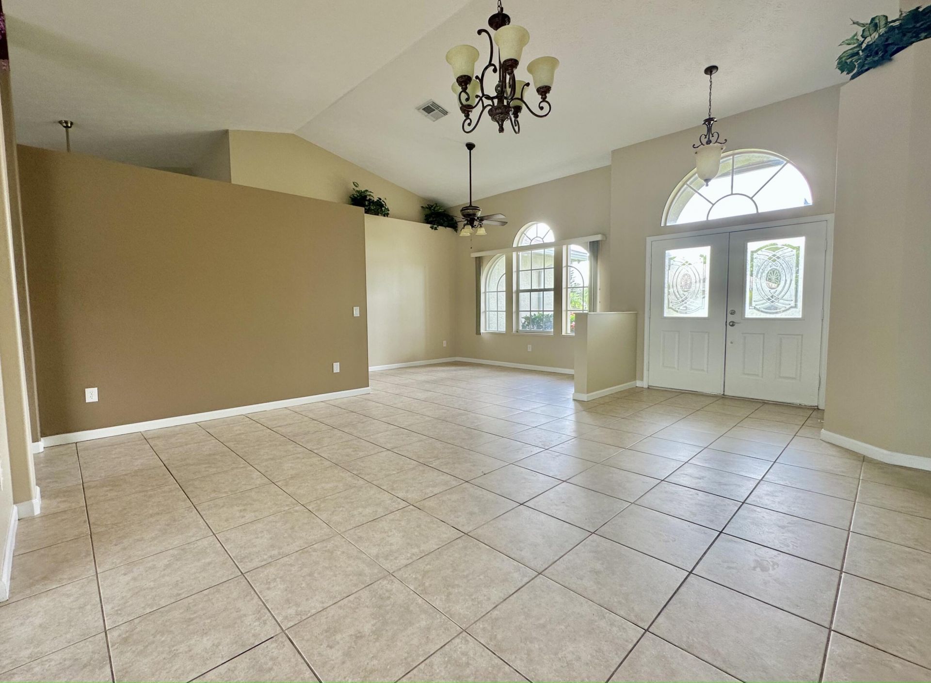 5399 NW Lamoore Lane, Port Saint Lucie, FL 34983 Photo