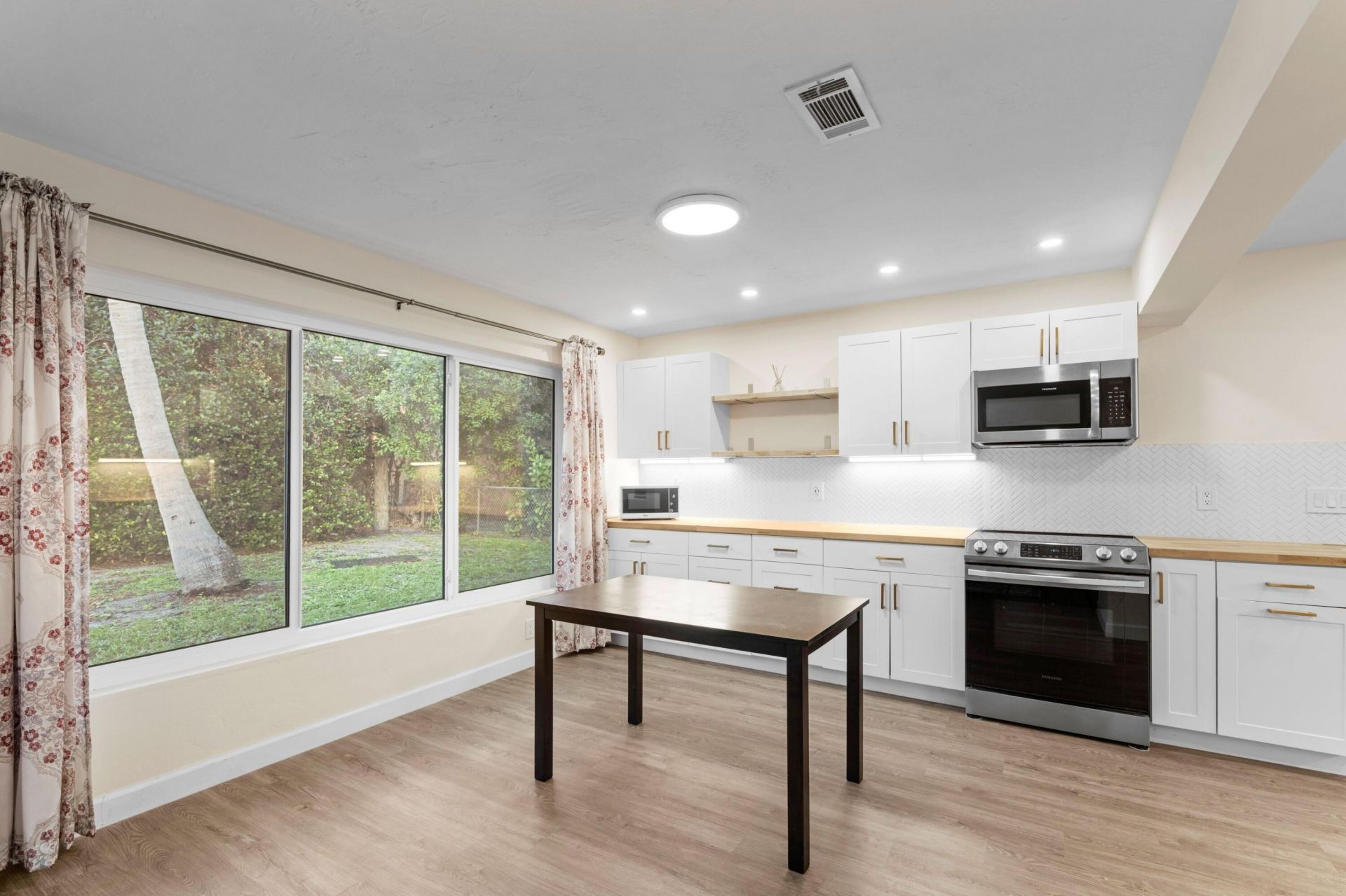 2861 SW 9th Street, Boynton Beach, FL 33435 Photo